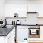 Garland Central City Apartment 3