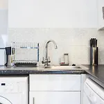 Garland Central City Apartment 3