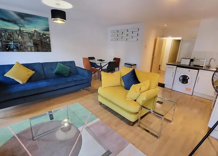 Garland Central City Apartment 3